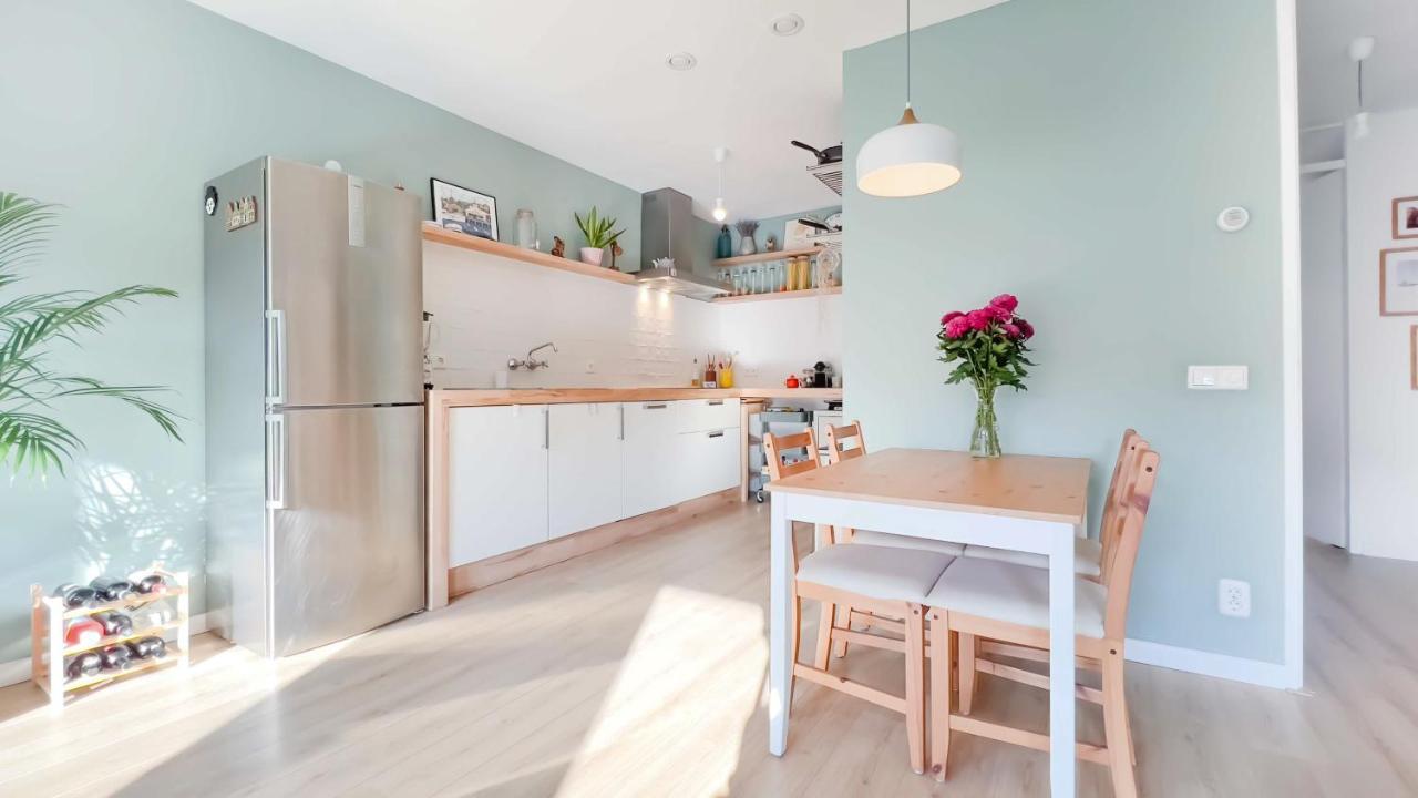 Beautiful & Bright In Apartamento Ámsterdam